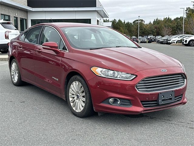 2016 Ford Fusion Hybrid SE