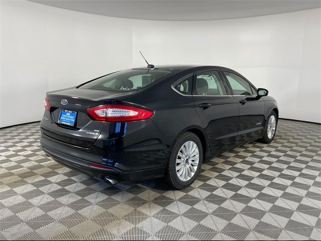 2016 Ford Fusion Hybrid SE