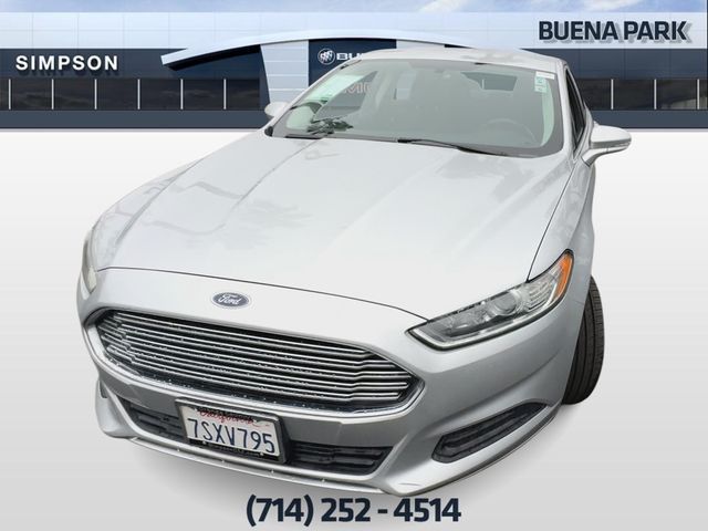 2016 Ford Fusion Hybrid SE