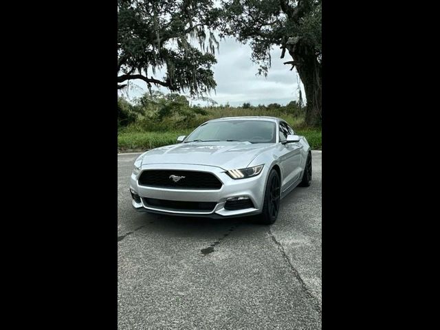 2016 Ford Mustang V6