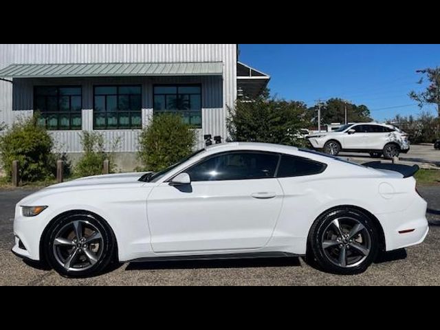 2016 Ford Mustang V6