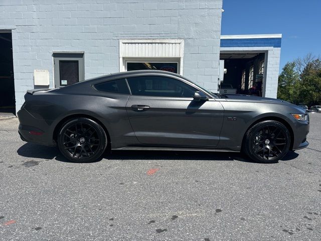 2016 Ford Mustang 