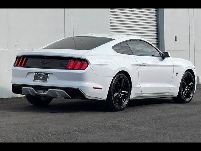 2016 Ford Mustang EcoBoost Premium