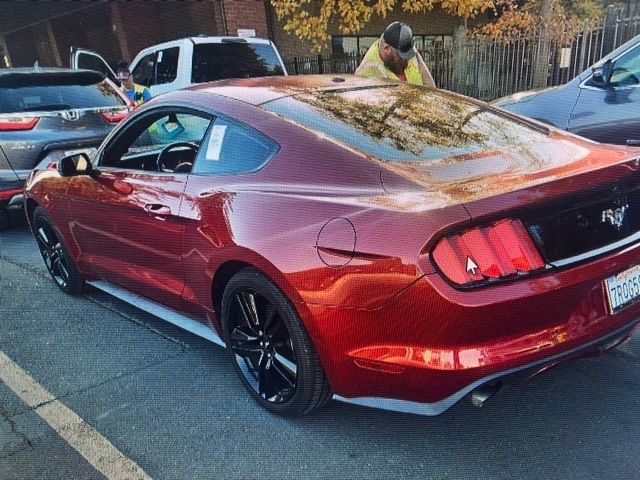 2016 Ford Mustang EcoBoost Premium