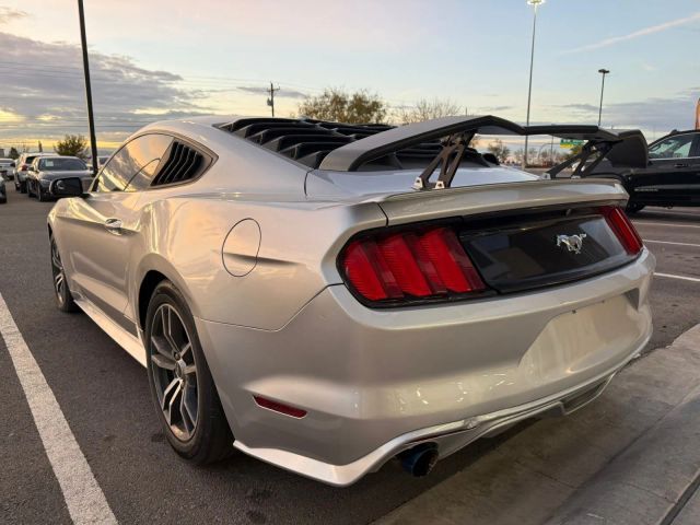 2016 Ford Mustang EcoBoost Premium