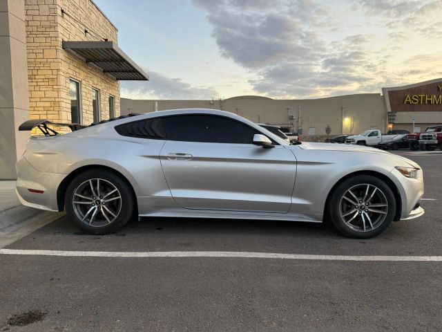 2016 Ford Mustang EcoBoost Premium