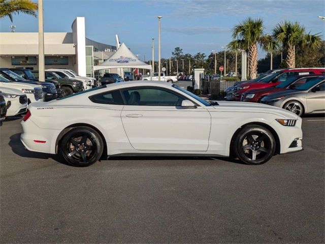 2016 Ford Mustang V6