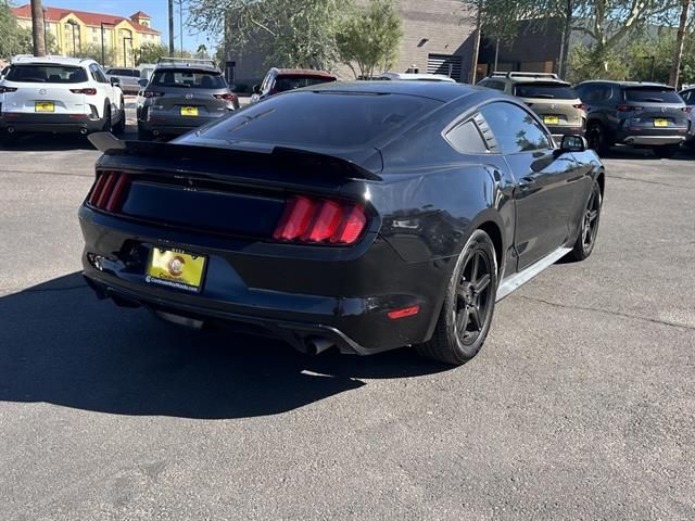 2016 Ford Mustang V6