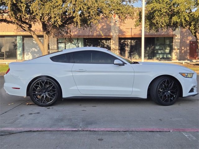 2016 Ford Mustang V6