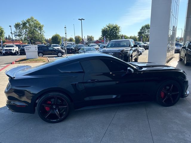 2016 Ford Mustang V6