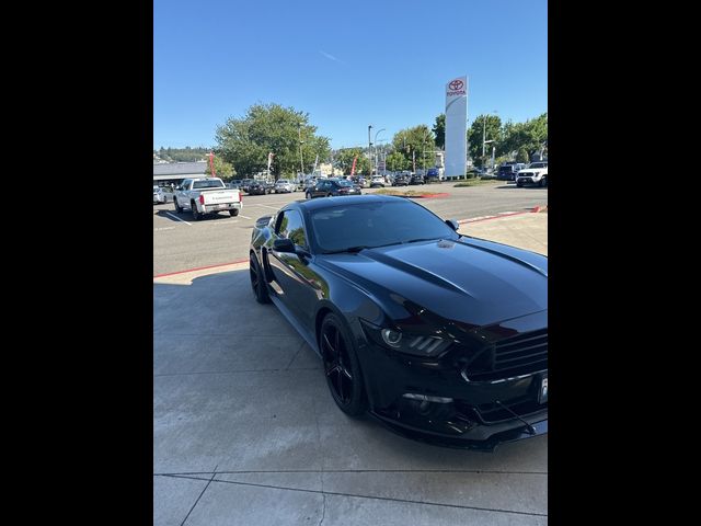 2016 Ford Mustang V6