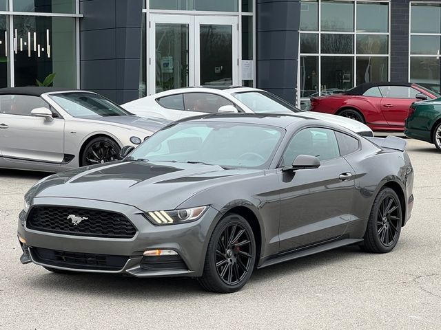 2016 Ford Mustang V6