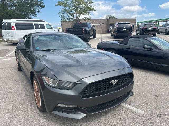 2016 Ford Mustang V6