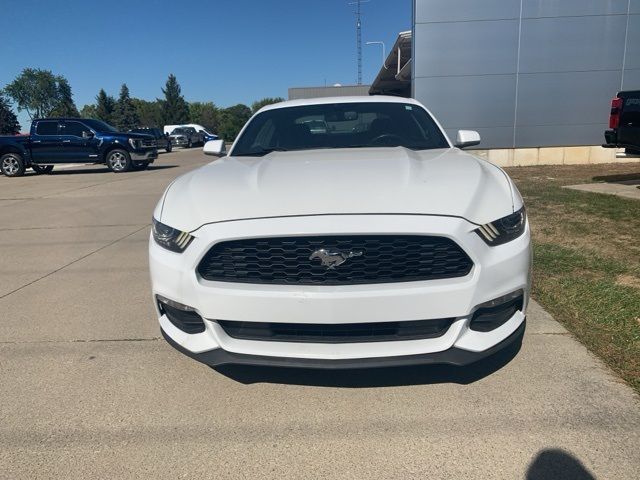 2016 Ford Mustang V6