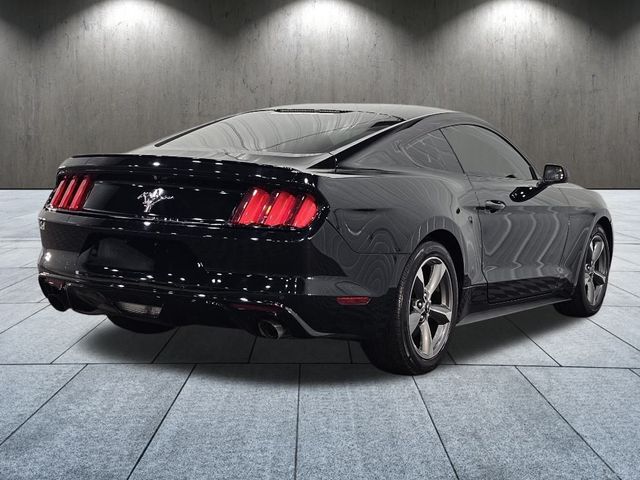 2016 Ford Mustang V6