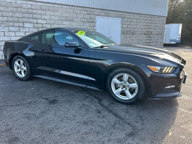 2016 Ford Mustang V6