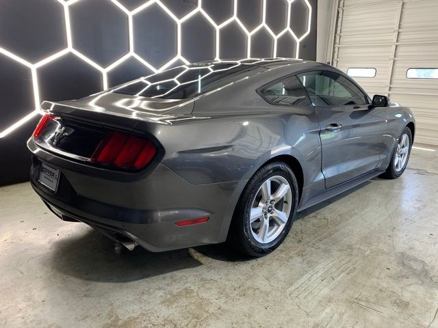 2016 Ford Mustang V6