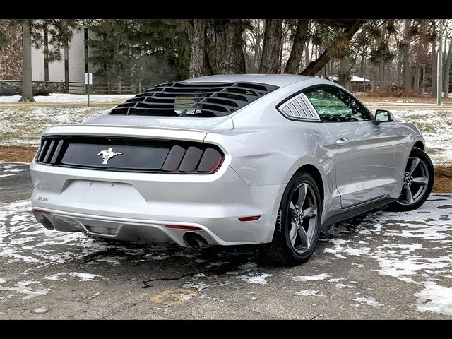 2016 Ford Mustang V6