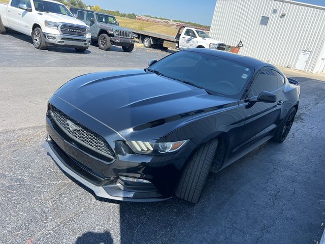 2016 Ford Mustang V6