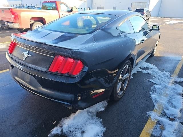 2016 Ford Mustang V6