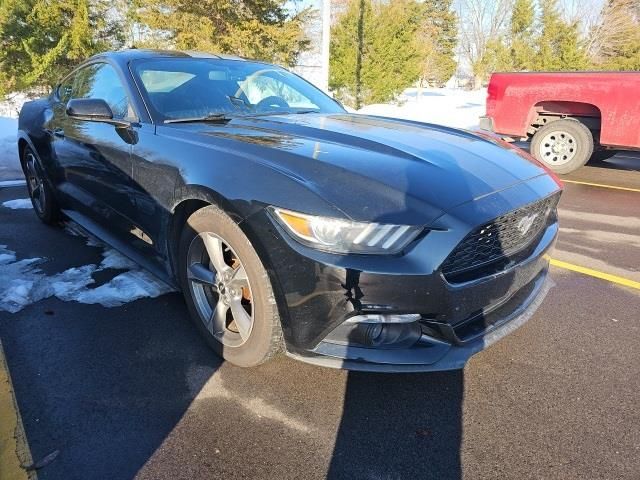 2016 Ford Mustang V6