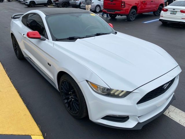 2016 Ford Mustang V6