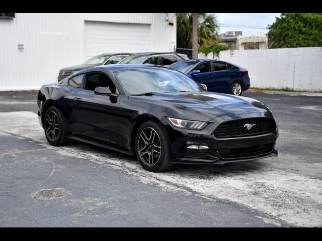2016 Ford Mustang V6
