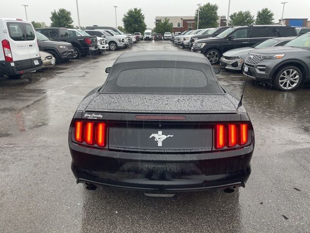 2016 Ford Mustang V6