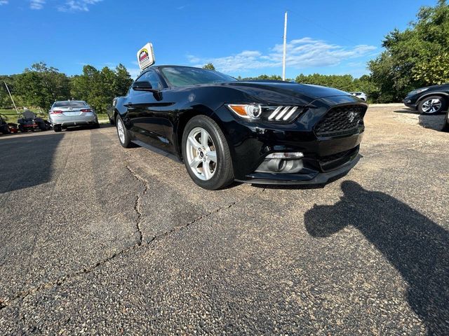 2016 Ford Mustang V6