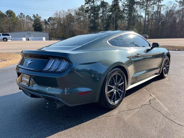 2016 Ford Mustang V6