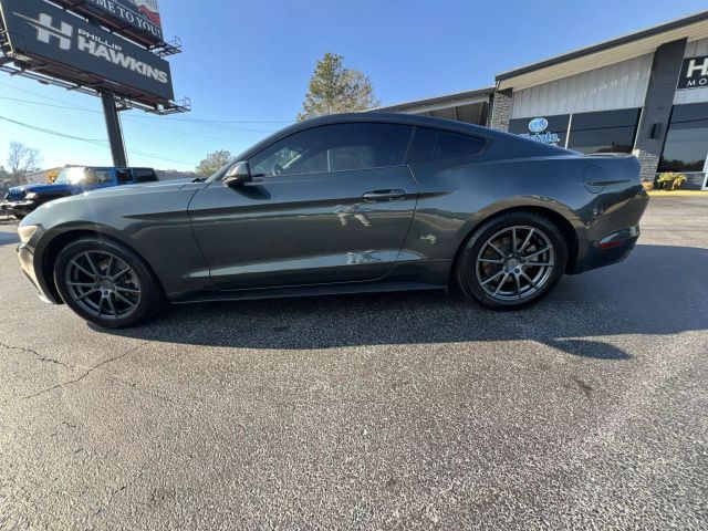 2016 Ford Mustang V6