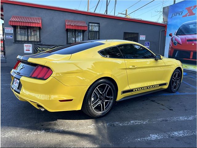 2016 Ford Mustang V6