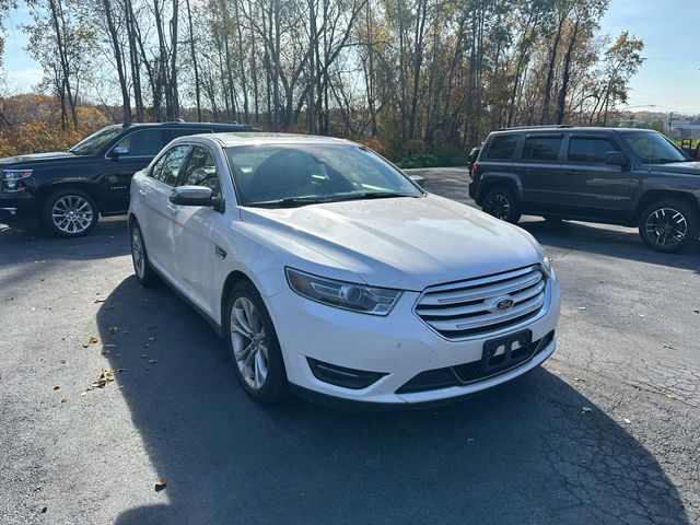 2016 Ford Taurus Limited