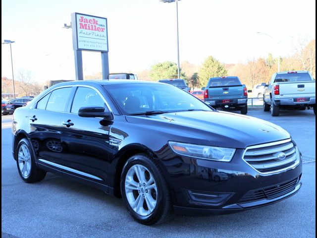 2016 Ford Taurus SEL