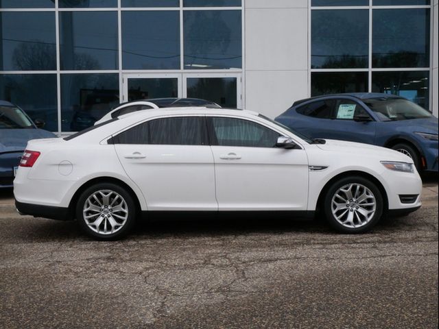 2016 Ford Taurus Limited