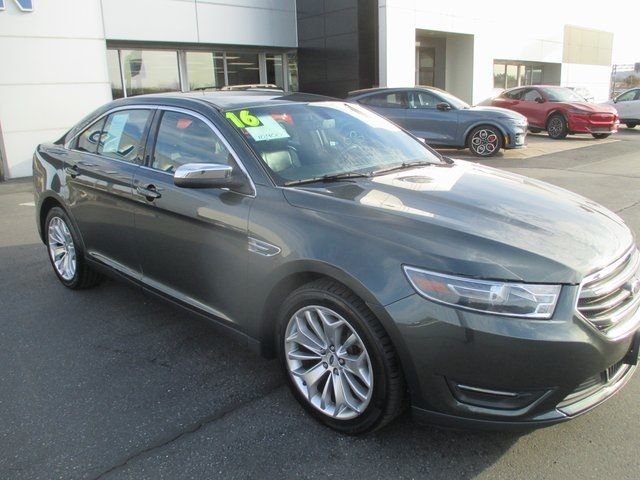 2016 Ford Taurus Limited