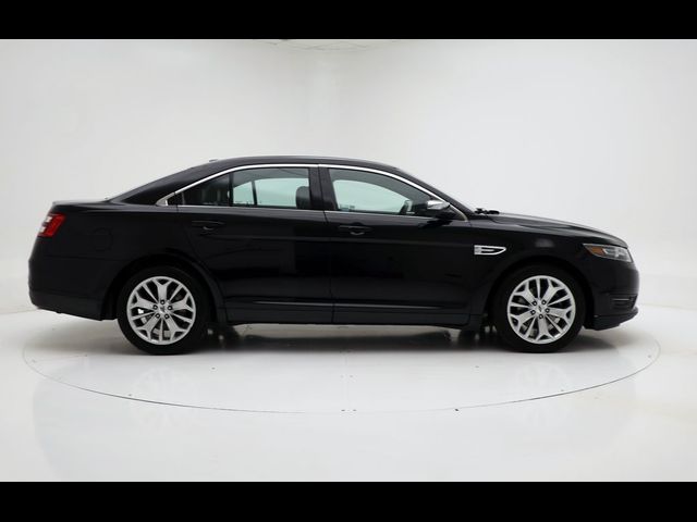 2016 Ford Taurus Limited
