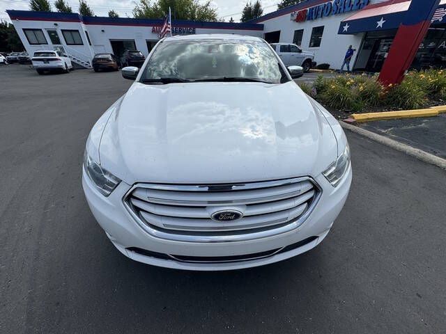 2016 Ford Taurus Limited