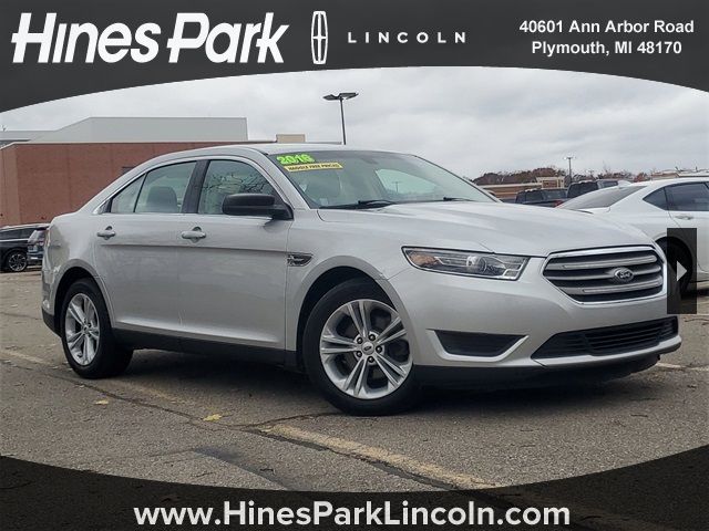 2016 Ford Taurus SE