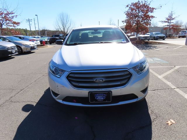 2016 Ford Taurus SE