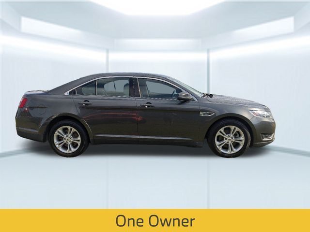 2016 Ford Taurus SE