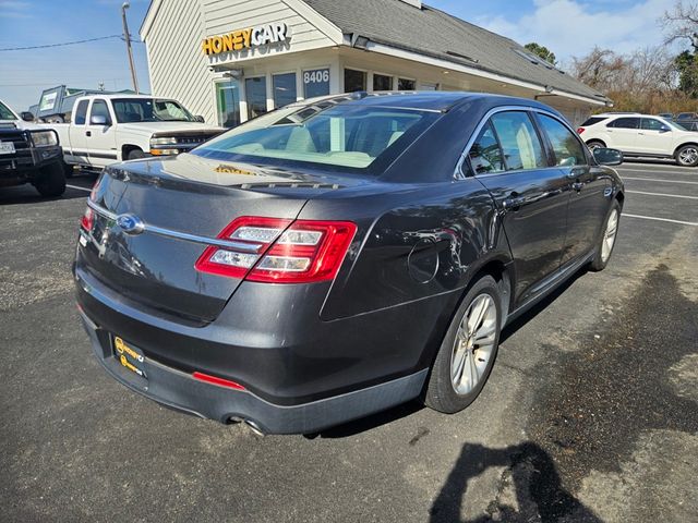 2016 Ford Taurus SE