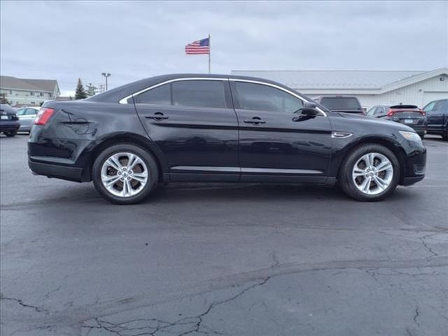 2016 Ford Taurus SE