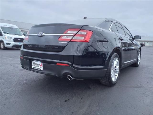 2016 Ford Taurus SE