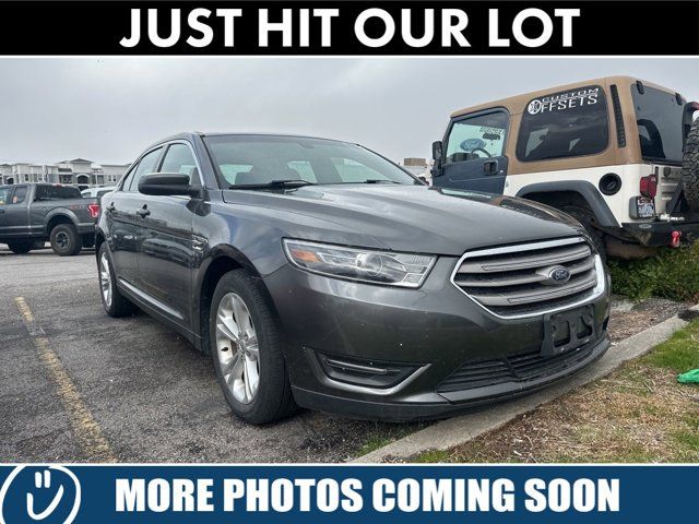 2016 Ford Taurus SEL