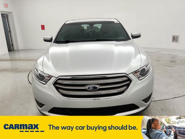 2016 Ford Taurus SEL