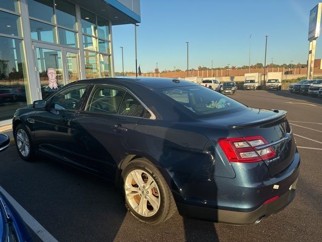 2016 Ford Taurus SEL