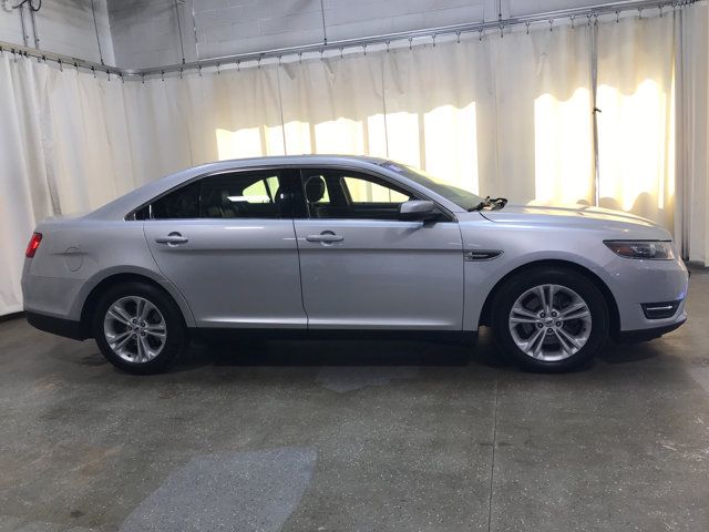 2016 Ford Taurus SEL