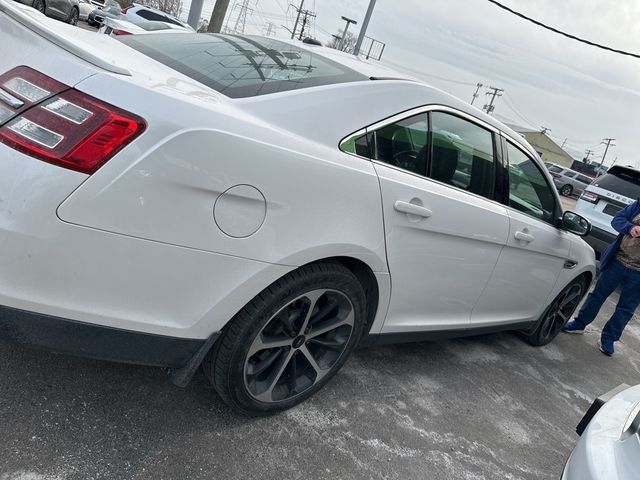 2016 Ford Taurus SEL