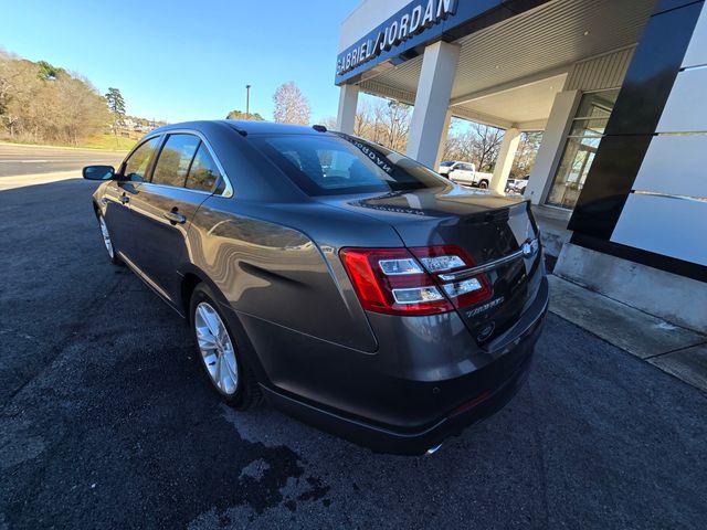 2016 Ford Taurus SEL